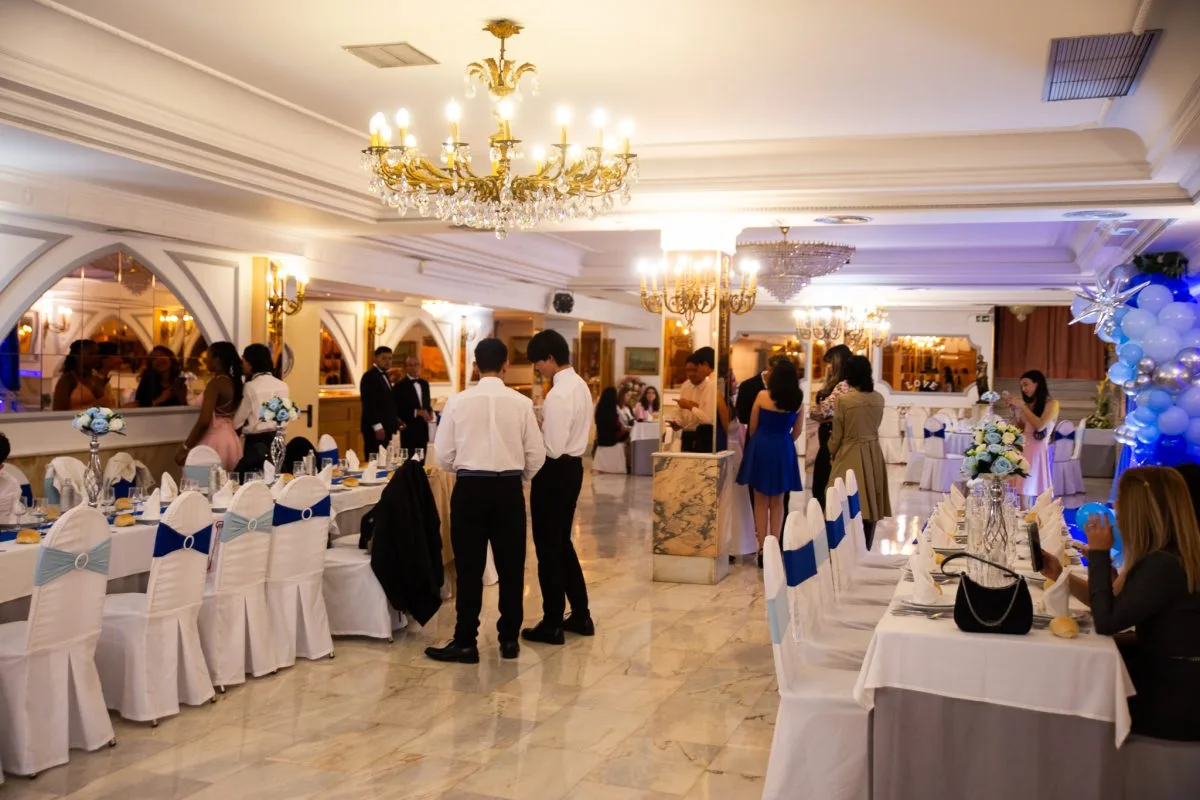 🎉 Cómo Organizar tu Fiesta de 15 Años: Guía Paso a Paso 📝