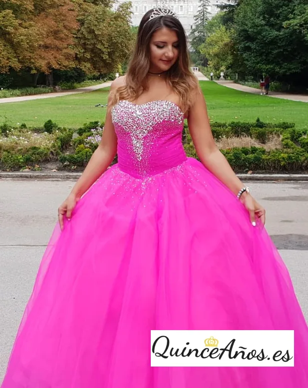 Vestido 15 años pedrería