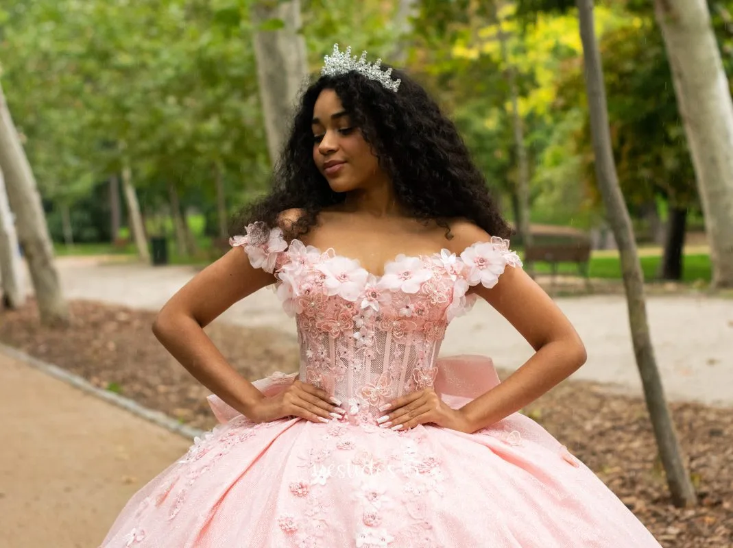 Vestido de 15 años rosa con flores