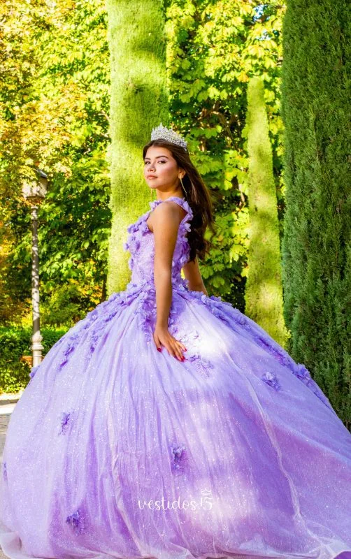 Vestidos de 15 Años en Valencia: Tradición y Modernidad en Cada Diseño vestido de quinceañera lila