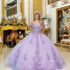Vestido de quinceañera lila corte princesa con encaje