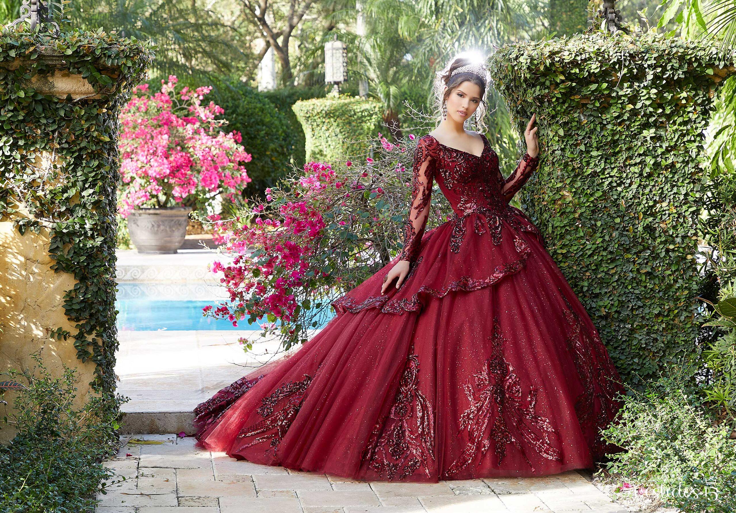 Vestido de 15 años Adela Rojo vino