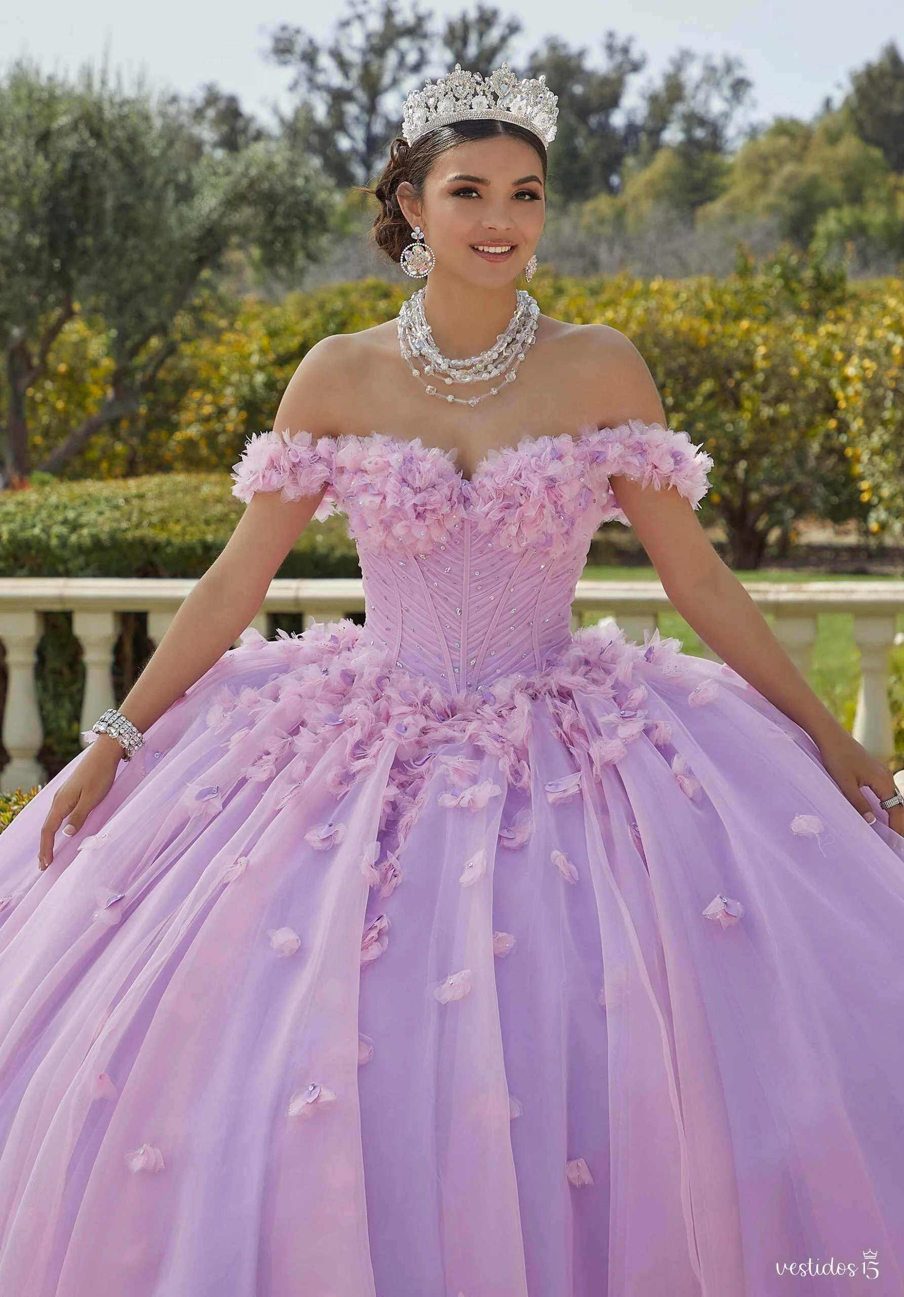 Alternative view of Vestido de 15 años Alondra Lila