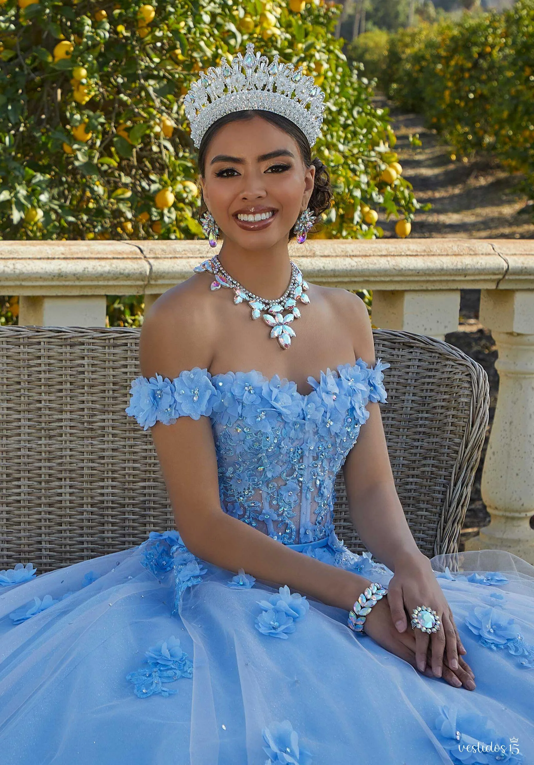 Alternative view of Vestido de 15 años Arely Azul