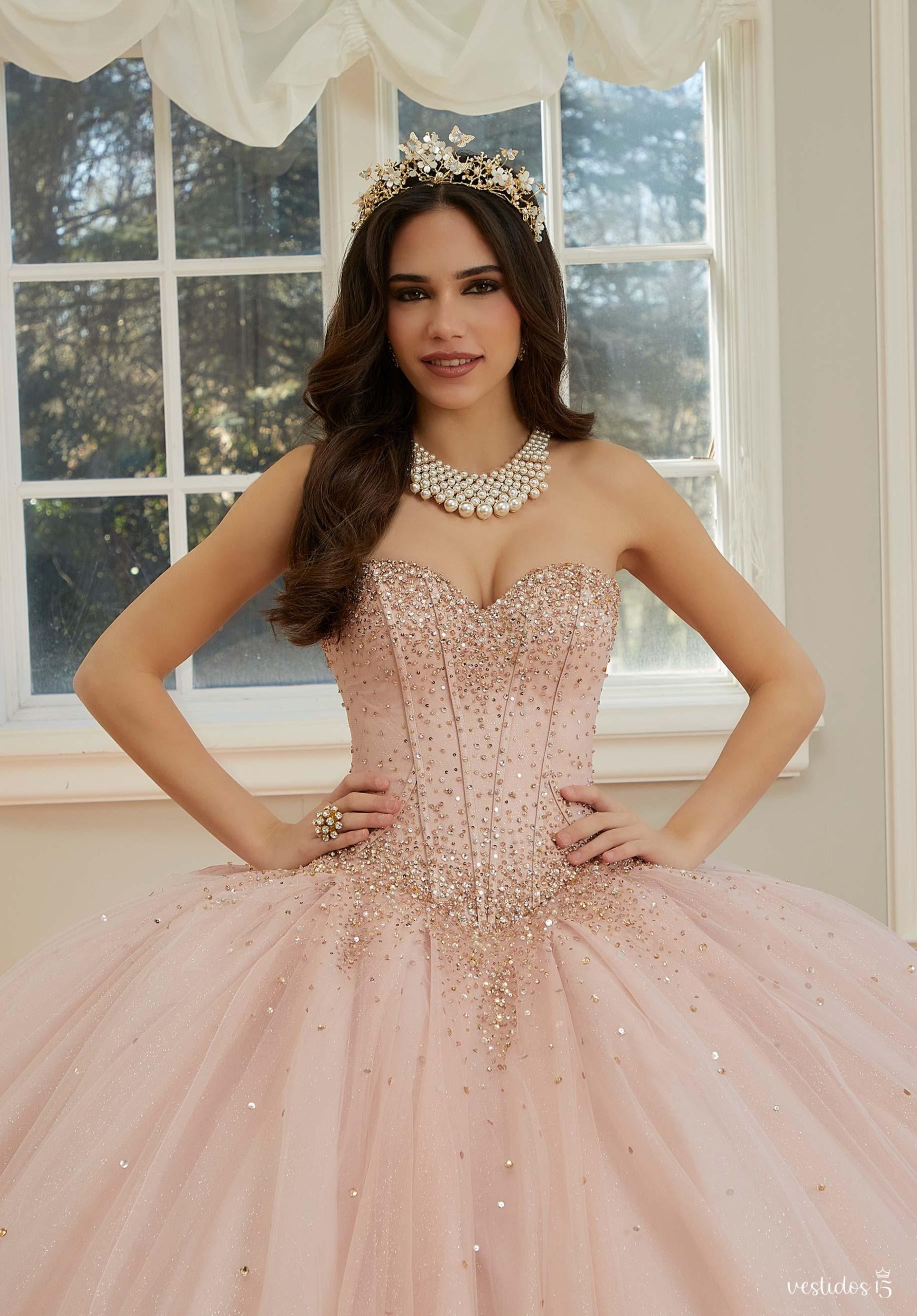 Alternative view of Vestido de 15 años Amalia Rosa