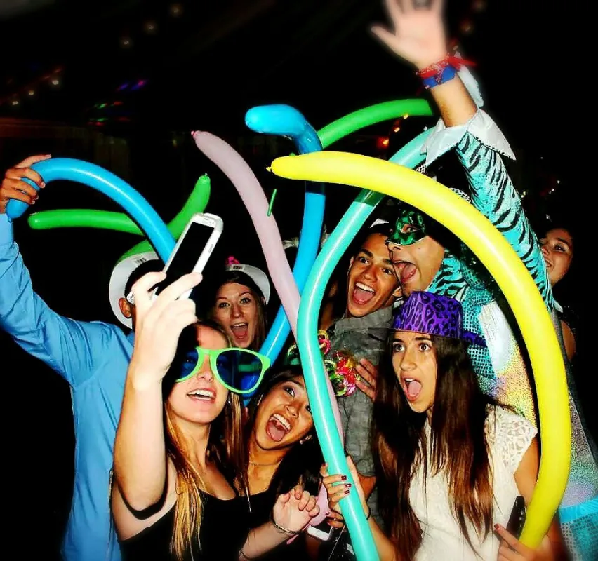 Así debería ser una fiesta de 15 años: No dejes que falten estos momentos