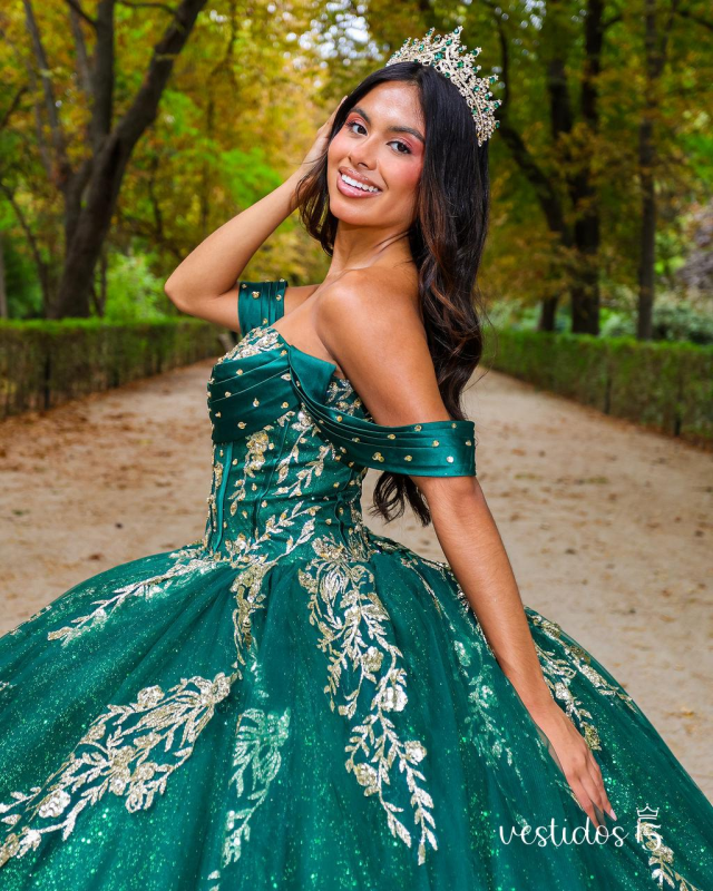 ✨ Vestidos de Quinceañera con Brillos: Perfectos para tus 15 Años
