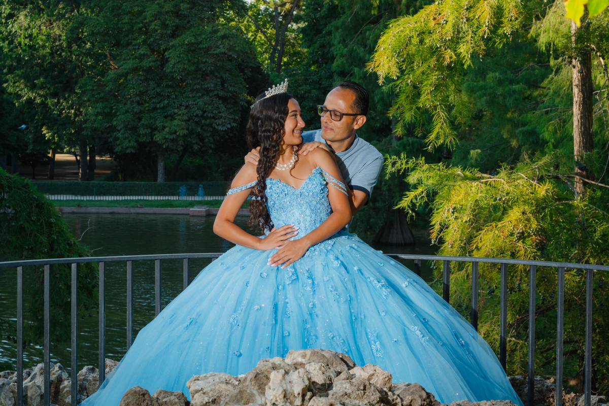 El vestido de 15 años: lo que los padres deben tener en cuenta al elegirlo El vestido de 15 años: lo que los padres deben tener en cuenta al elegirlo