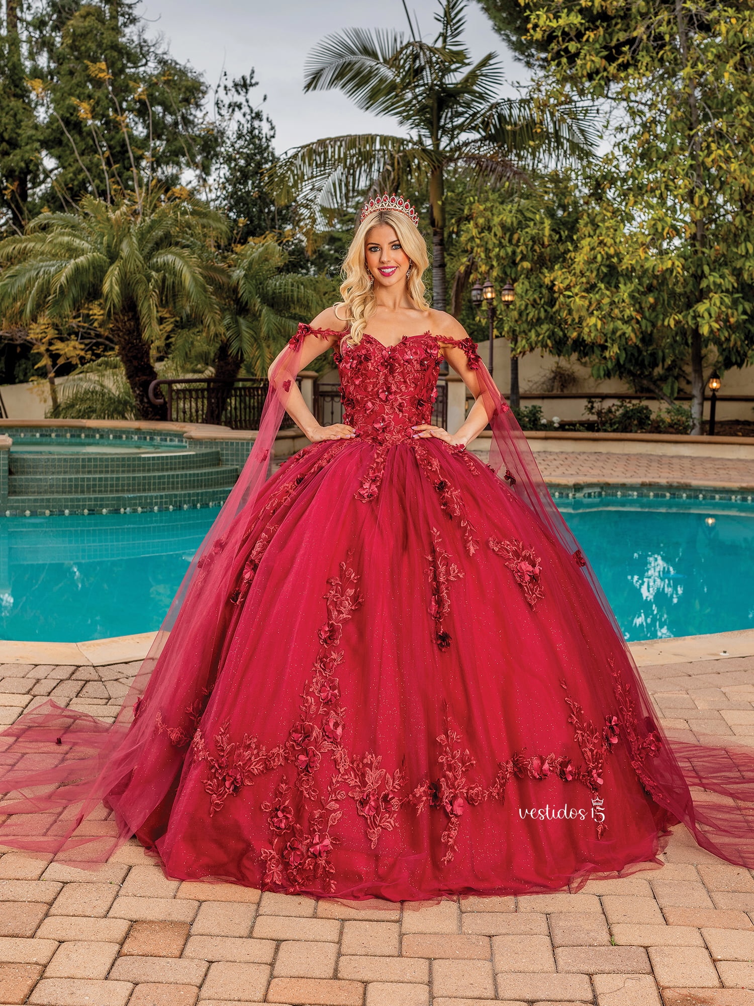 Vestido de 15 años Isabella Borgoña