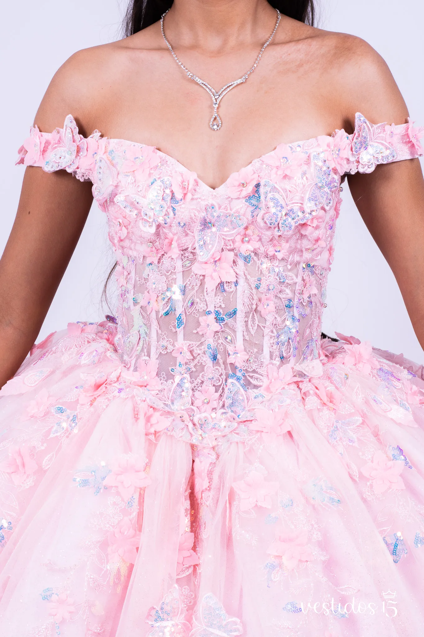 Alternative view of Vestido de 15 años en Alquiler Rosi Rosa