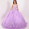 quinceañera con vestido lila