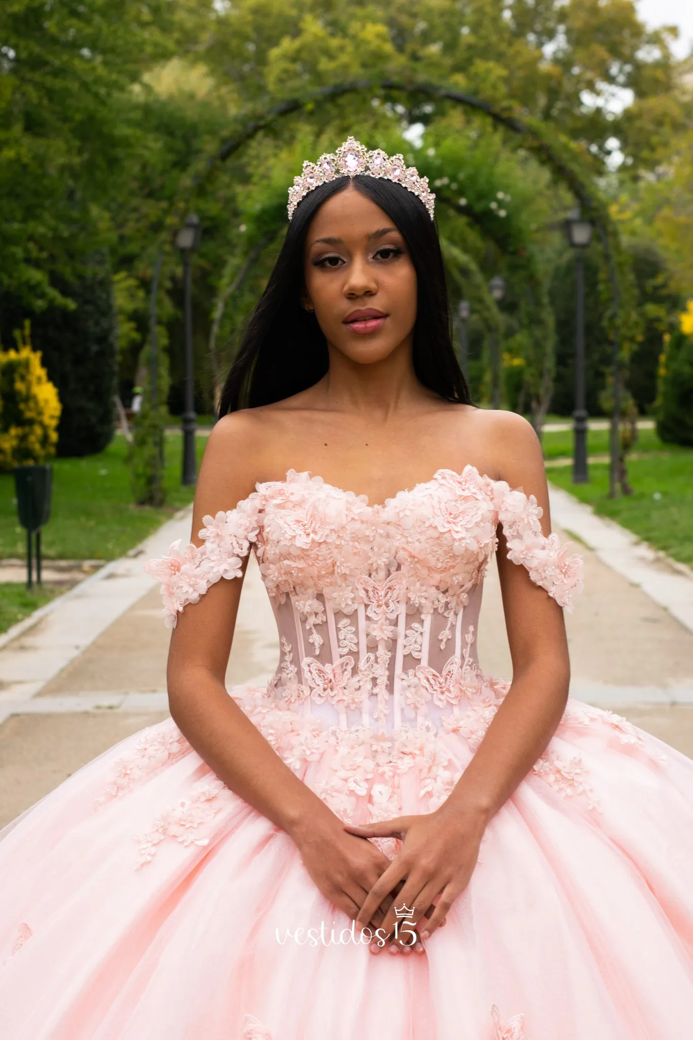 Vestido de 15 años Mariposa Rosa - Imagen 7