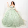 vestido verde con mangas con flores lilas