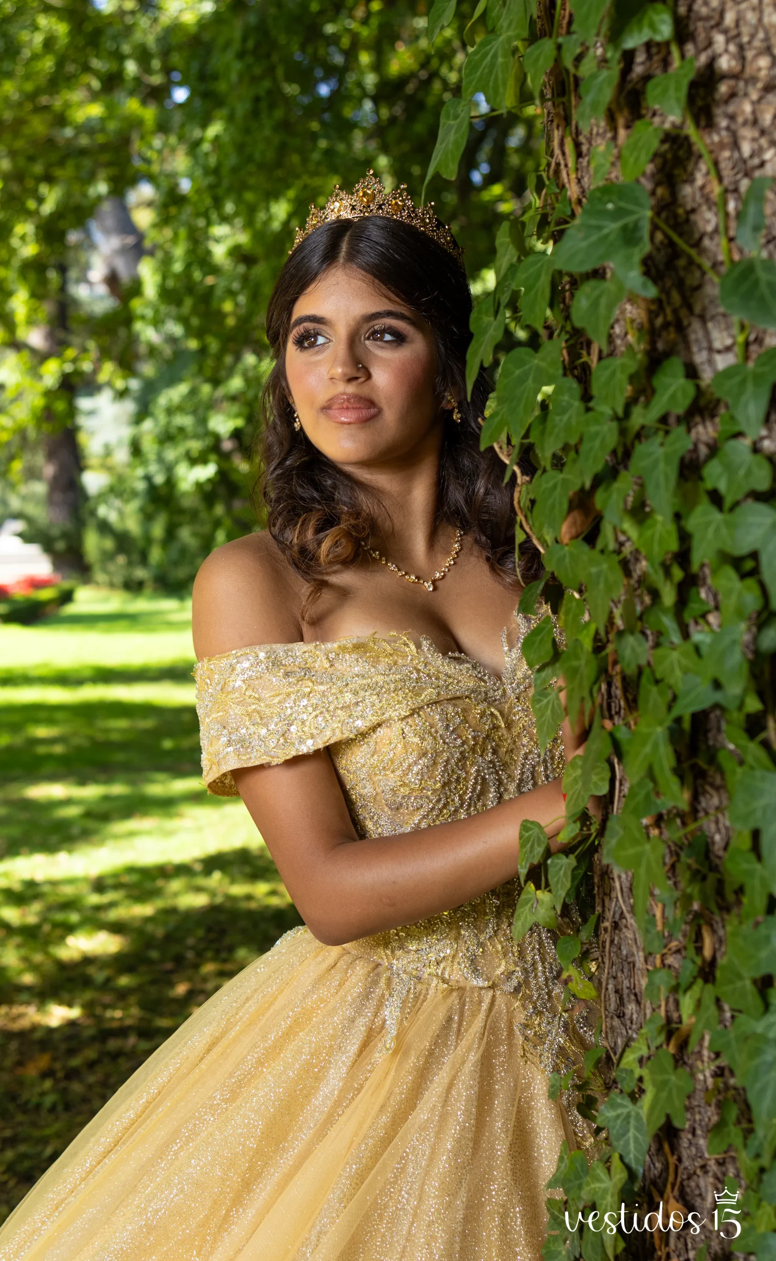 Vestido amarillo ashley de Vestidos15 — calidad y estilo para ocasiones especiales