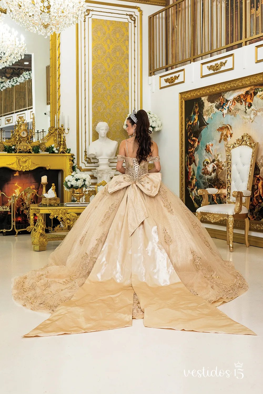 Alternative view of Vestido de 15 años Juana Dorado