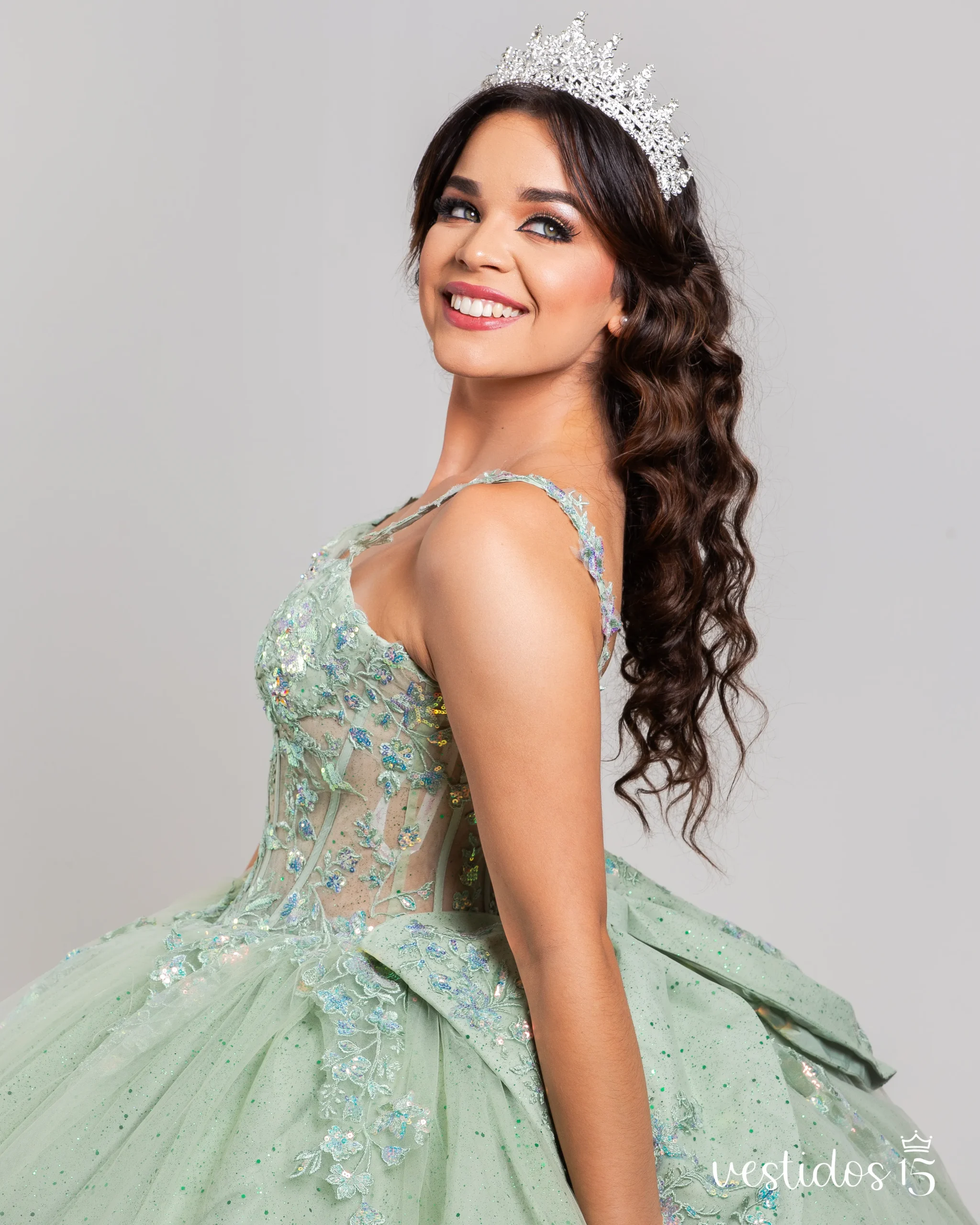 Vestido de 15 años Giss Verde Manzana Vestido de 15 años Giss Verde Manzana - Imagen 3