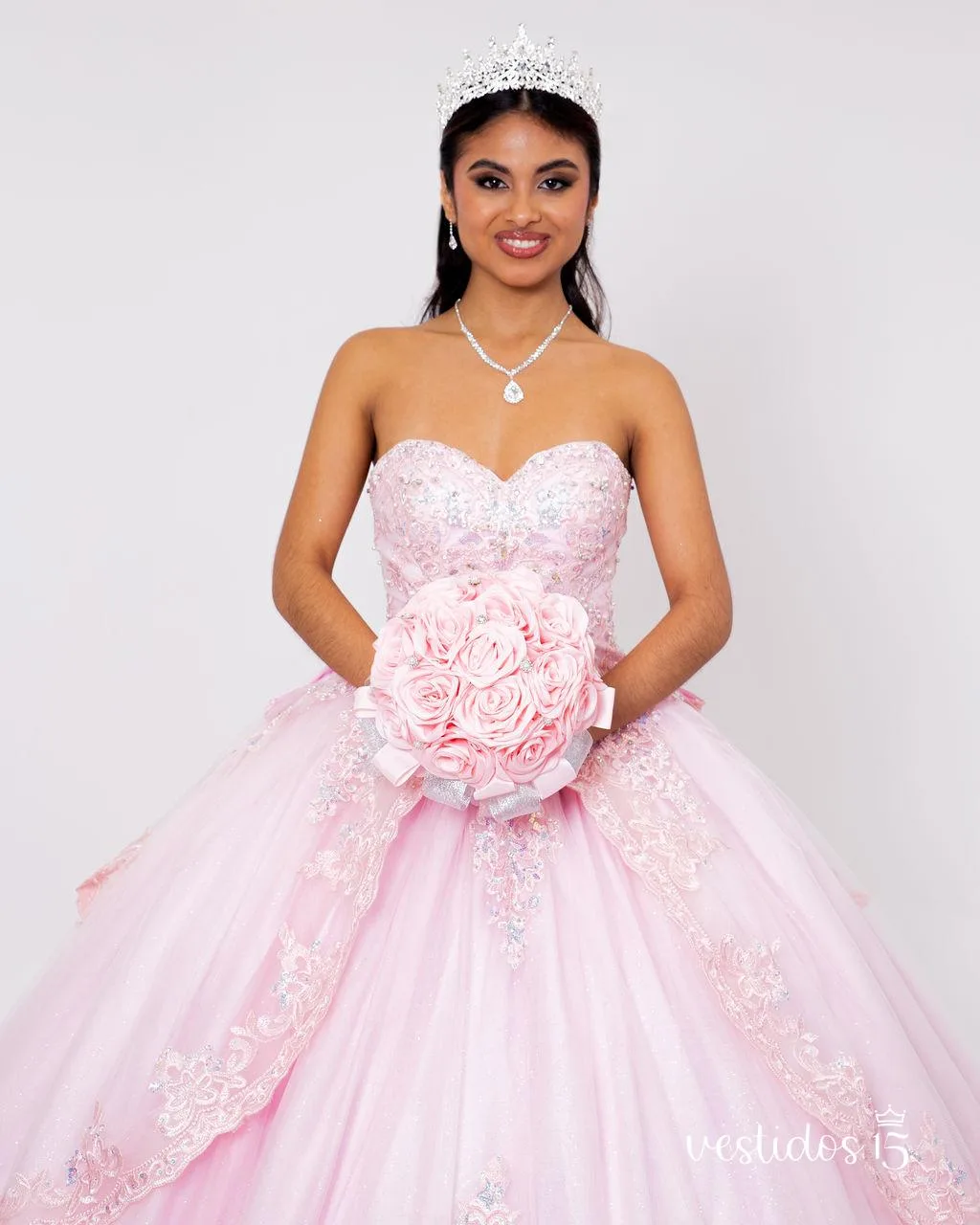Vestido Tiana Rosa en Alquiler Vestido Tiana Rosa en Alquiler - Imagen 3