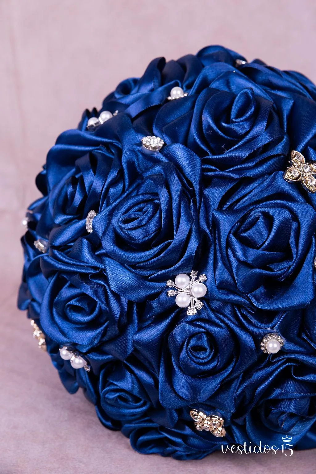 Ramo azul oscuro de alta calidad en Vestidos15