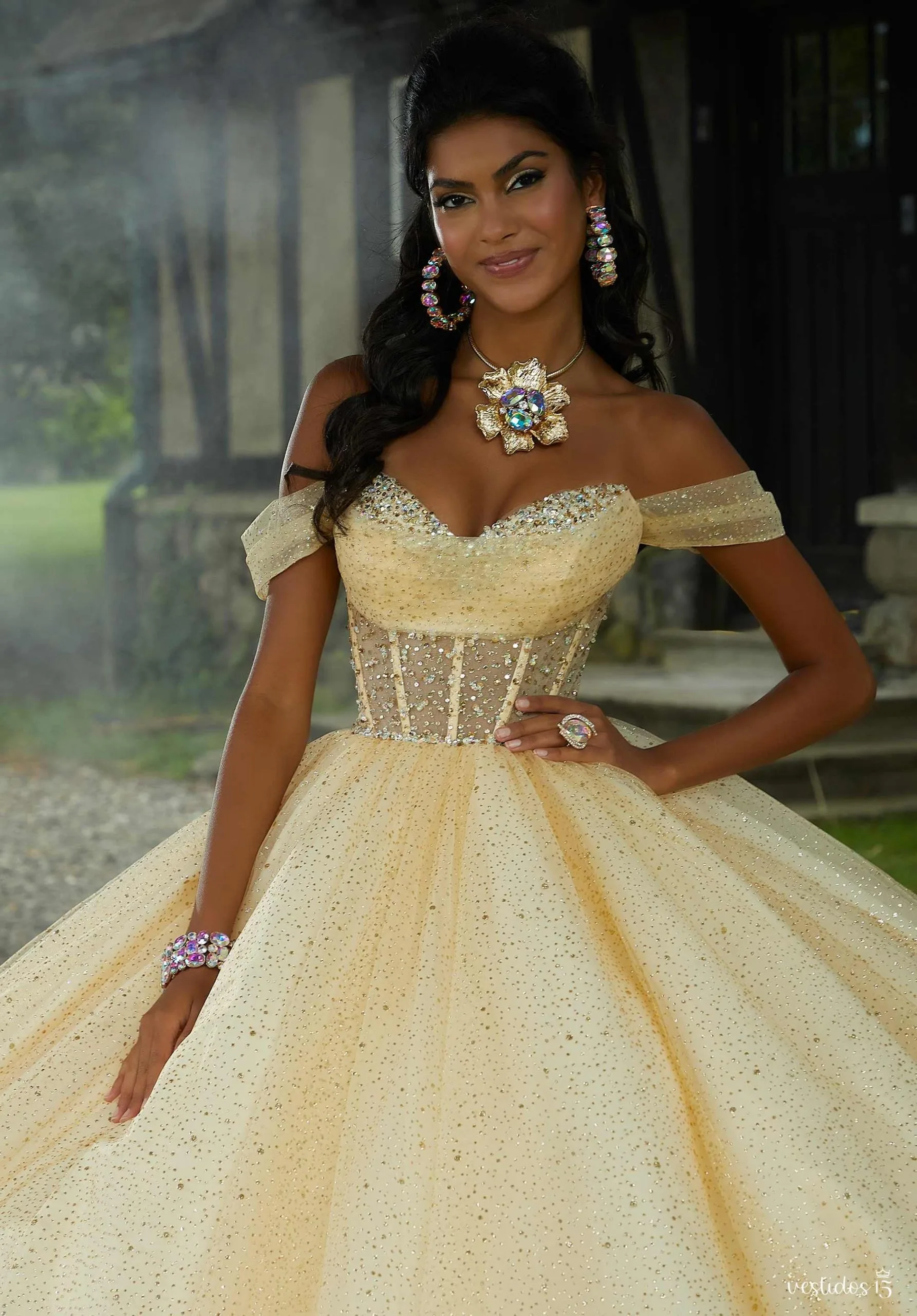 Vestido de 15 años Aleida Amarillo - Imagen 4