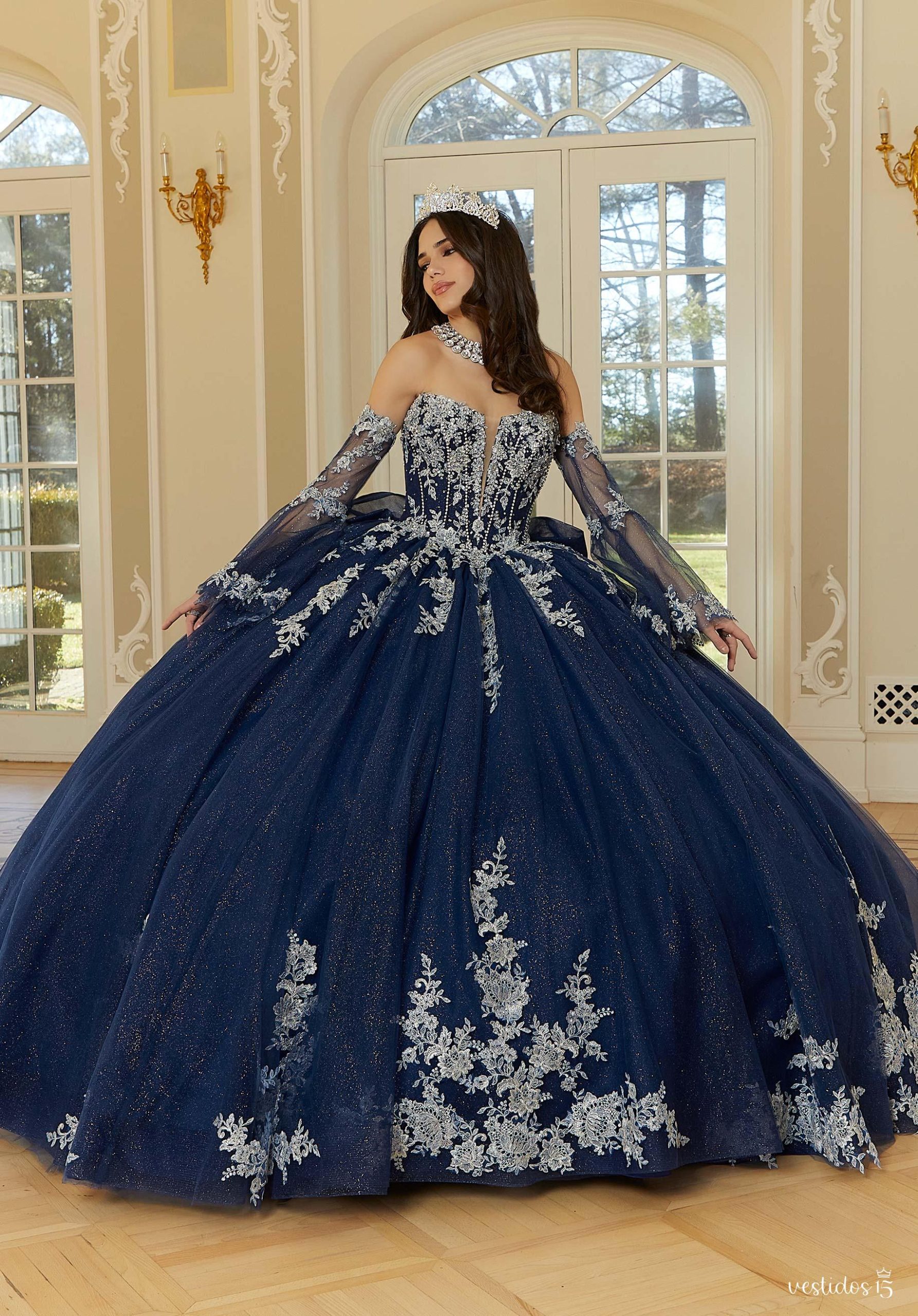 Vestido de 15 años Astrid Azul oscuro / Marino con plateado