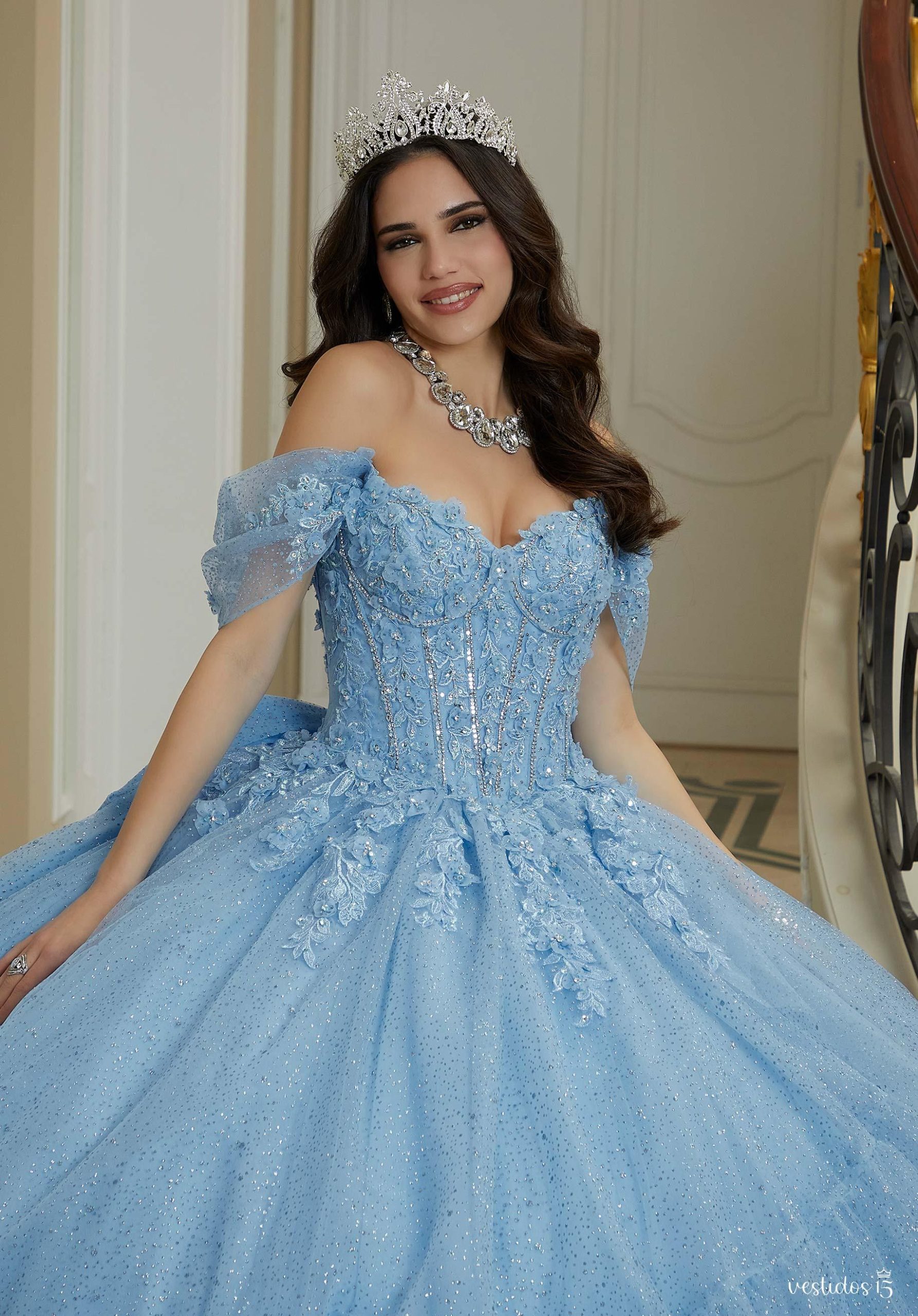 Alternative view of Vestido de 15 años Andrea Azul Cielo