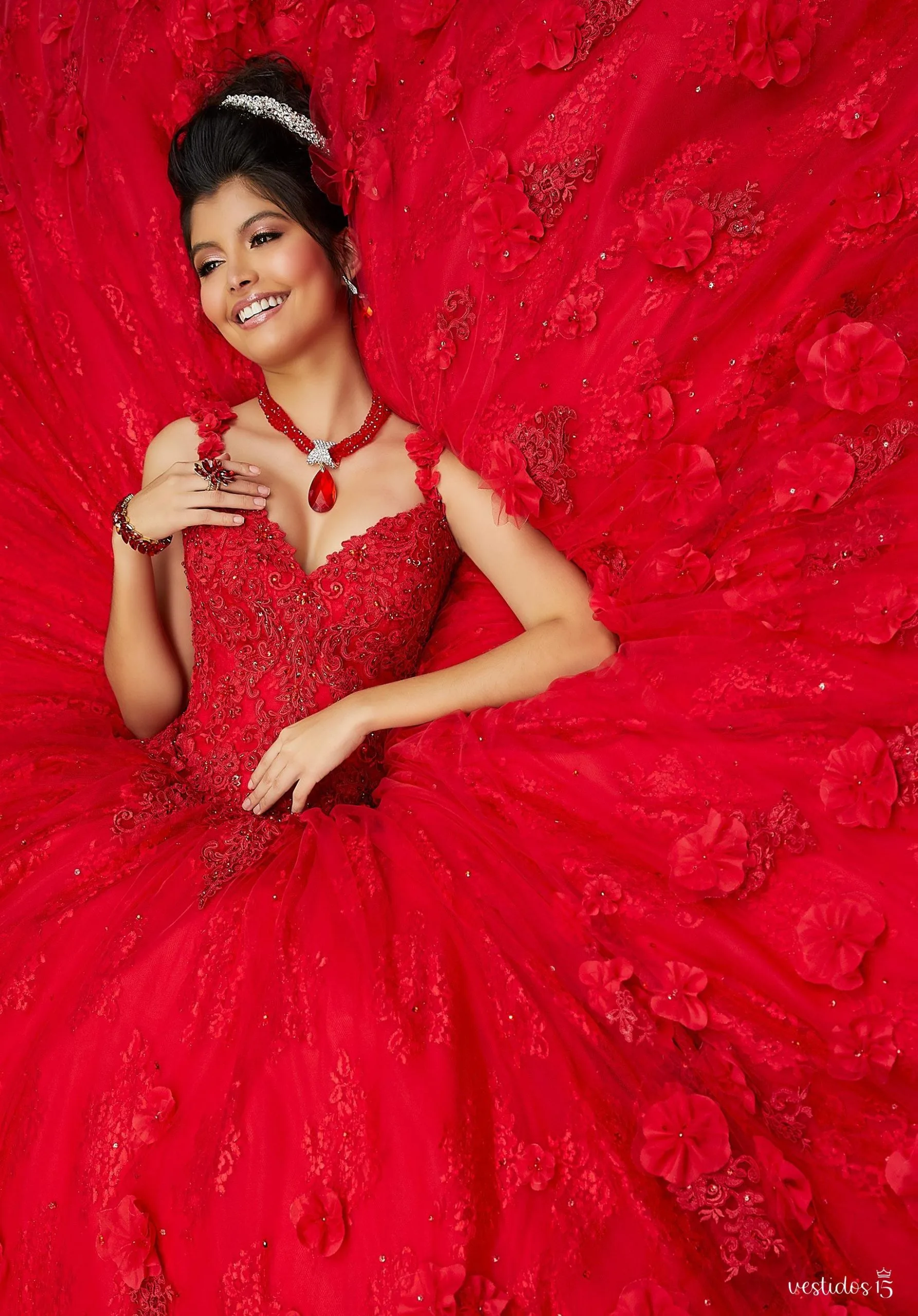 Vestido 15 rojo audelia — diseño exclusivo en Vestidos15