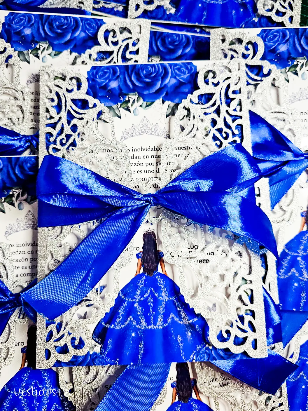 Invitacion azul rey de Vestidos15 — calidad y estilo para ocasiones especiales