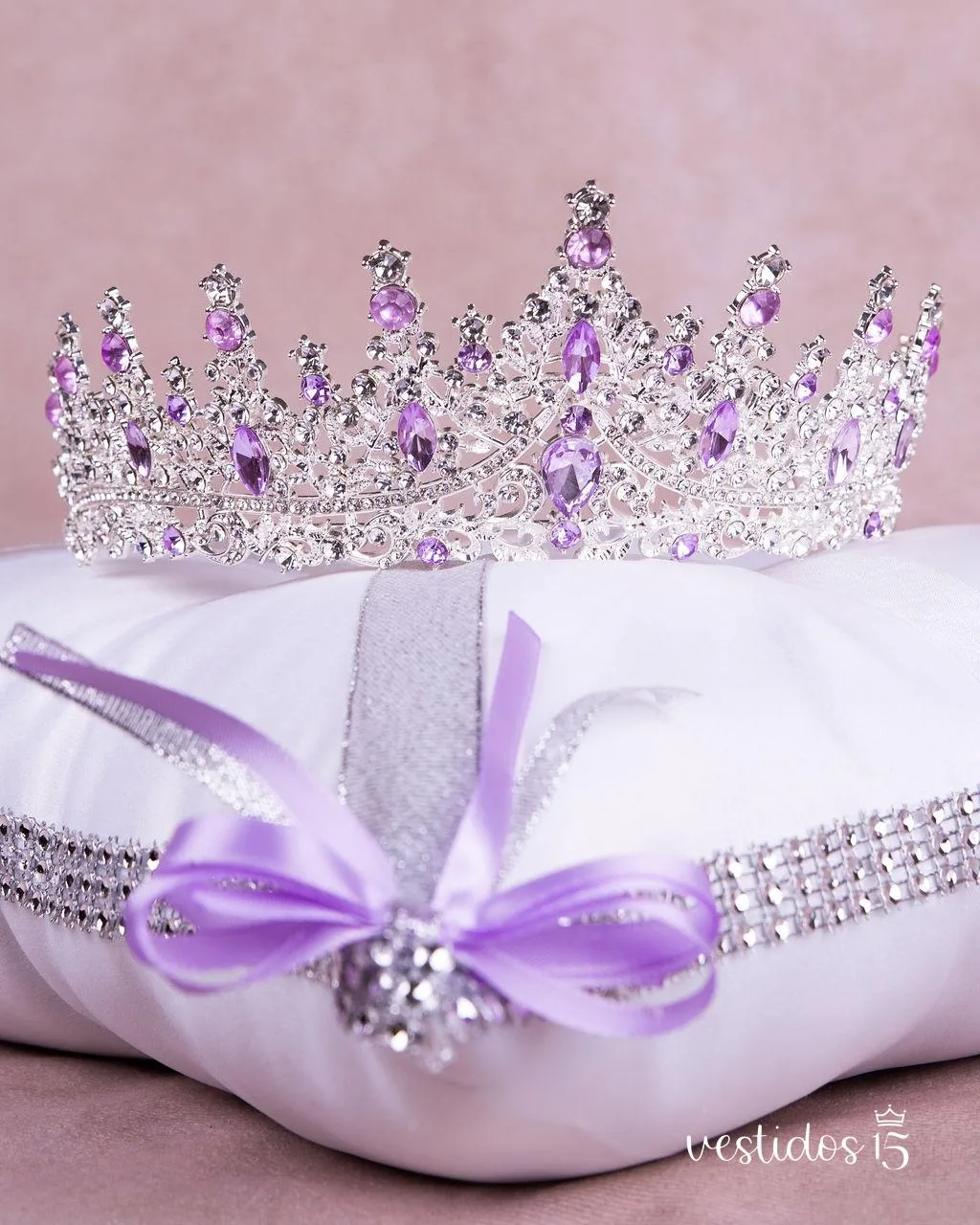 Tiara morada — diseño exclusivo en Vestidos15