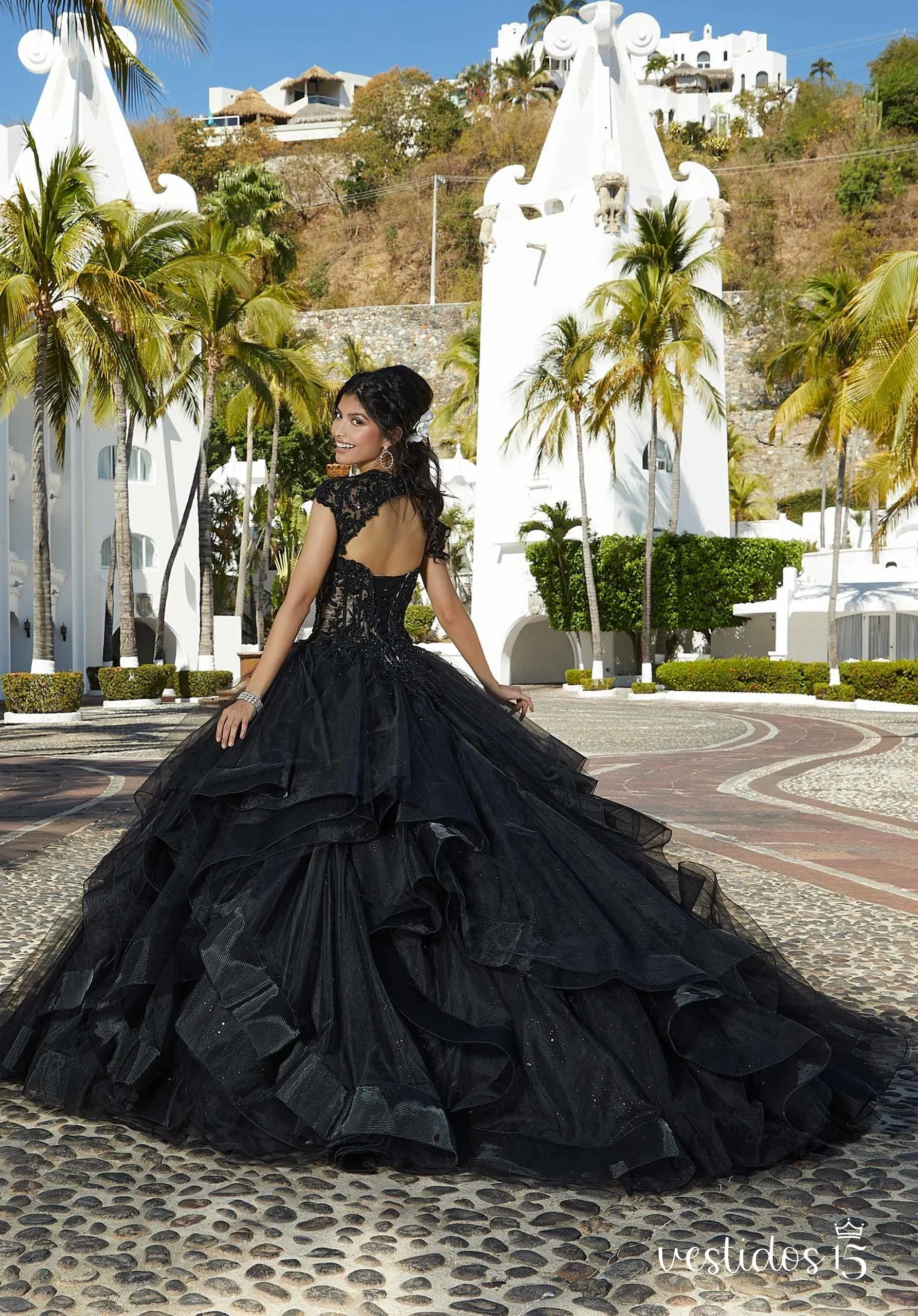 Alternative view of Vestido de 15 años Sabrina Negro