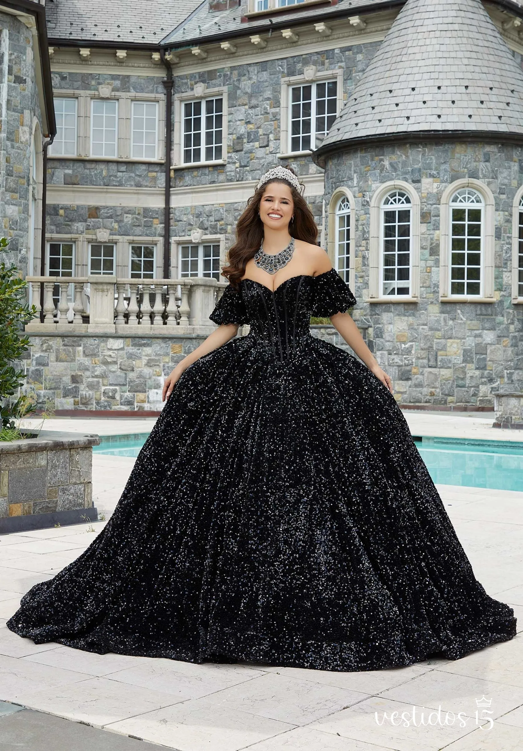 Vestido 15 negro laureana de Vestidos15 — calidad y estilo para ocasiones especiales