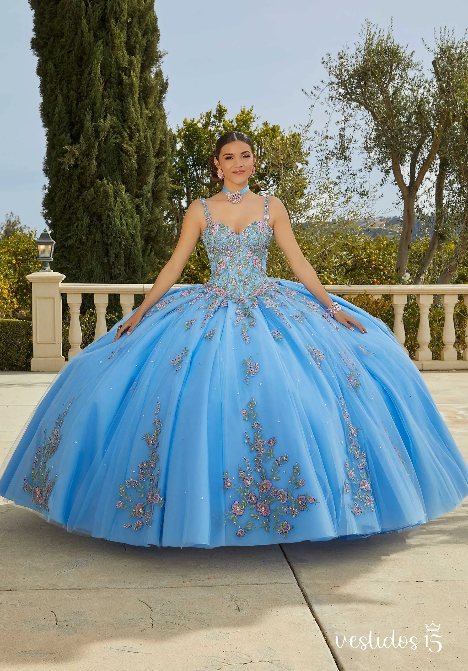 Vestido 15 azul anastasia de Vestidos15 — calidad y estilo para ocasiones especiales